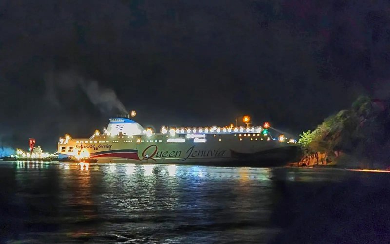 South Korea ferry runs aground; captain and crew members arrested amid investigation