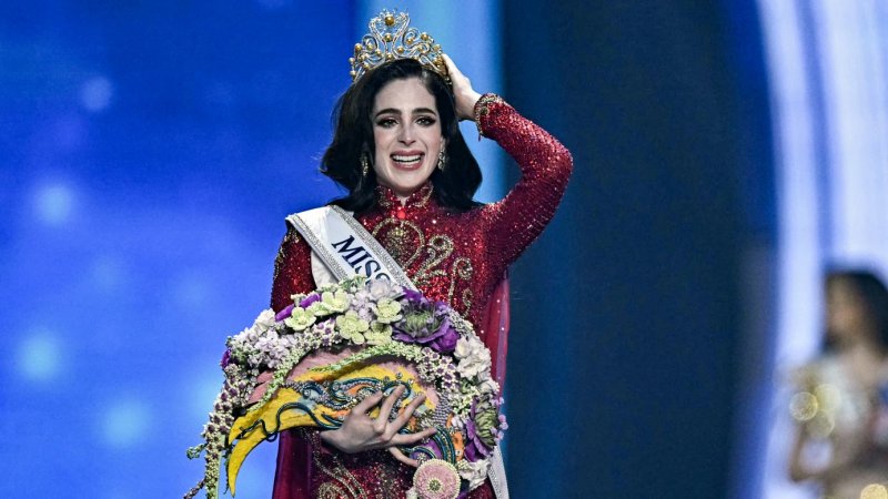 Mexico’s Fatima Bosch crowned Miss Universe 2025