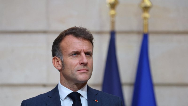 Macron reassures public on France's new voluntary military service