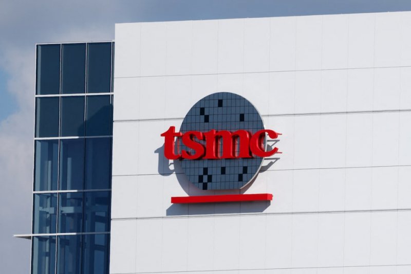 Intel denies TSMC claims of executive leaking secrets 
