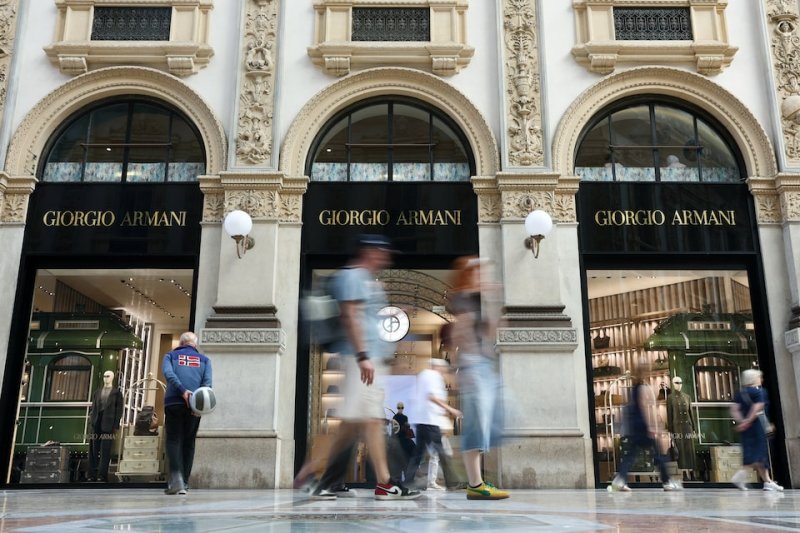 Armani appoints new board as succession moves forward 