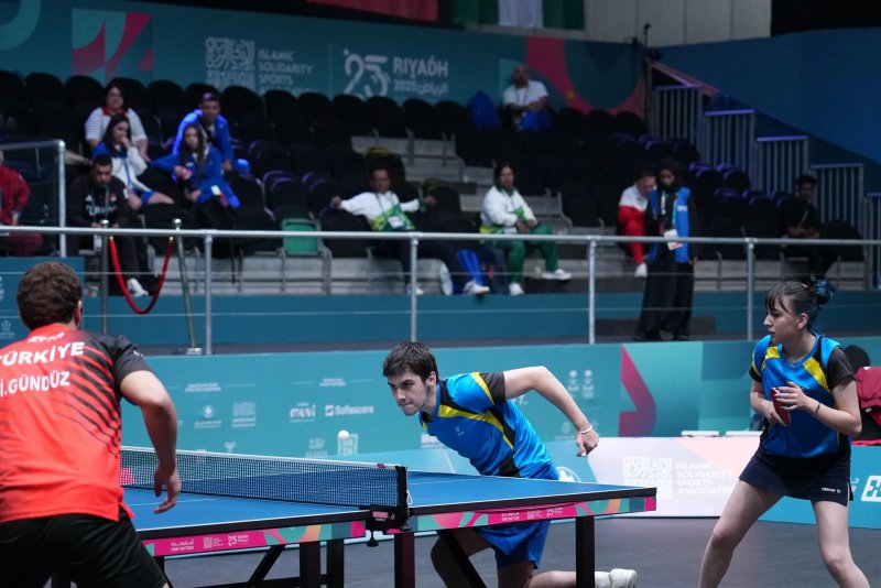 Azerbaijani table tennis players claim bronze at Islamic Solidarity Games