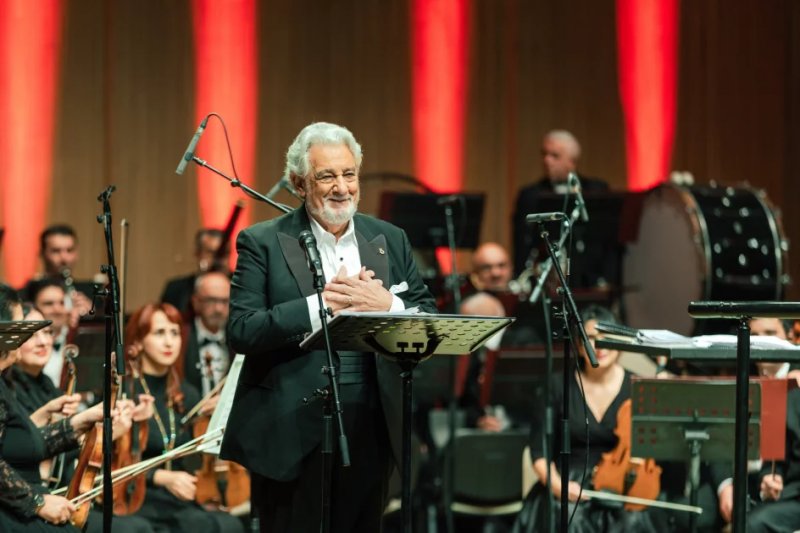 Plácido Domingo delights audience in Baku concert at Heydar Aliyev Center