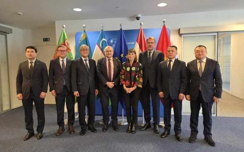Kazakh envoy holds talks in Brussels on Afghanistan situation 
