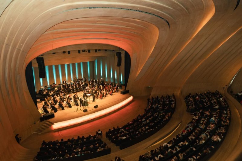 News about - Plácido Domingo delights audience in Baku concert at Heydar Aliyev Center