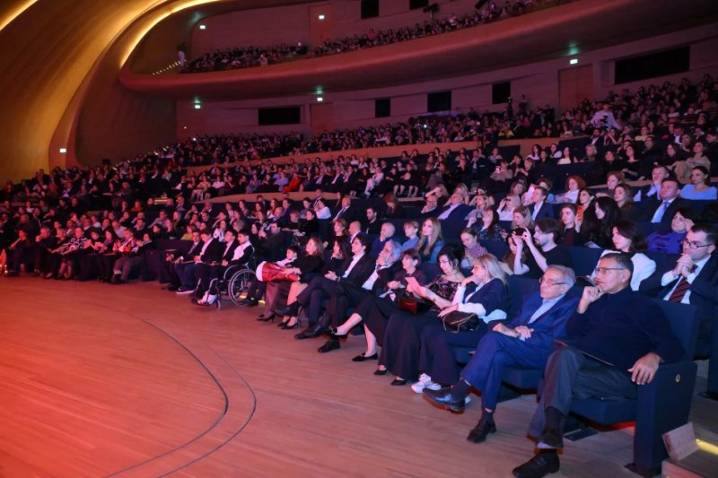 News about - Plácido Domingo delights audience in Baku concert at Heydar Aliyev Center