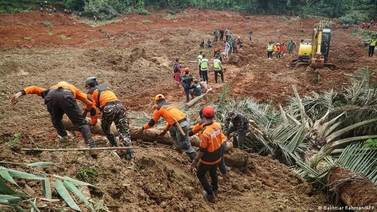 Death toll rises to 11 with 10 still missing in Indonesia landslide