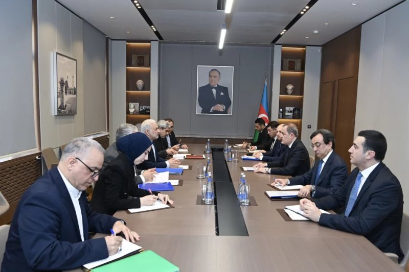 Azerbaijan, Iran discuss bilateral cooperation, regional issues in Baku