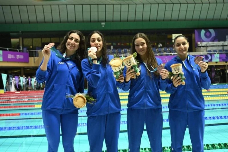Azerbaijani women's swimming team wins bronze at Islamic Solidarity Games