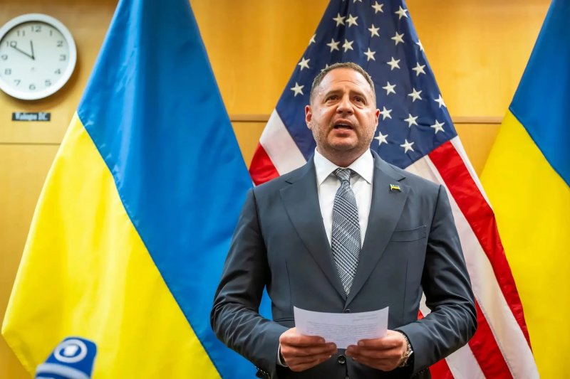 Zelensky may toughen stance on peace talks after key negotiator exit