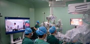 World’s first remote eye surgery from 4,200 km away done by Chinese doctors