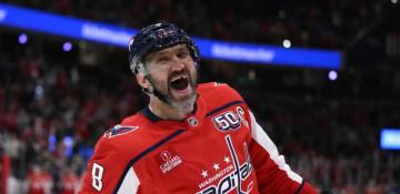 Alex Ovechkin becomes first NHL player to score 900 goals