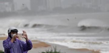 Typhoon Tino death toll rises to 188 across the Philippines 