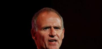  Diageo names former Tesco boss Dave Lewis as new CEO