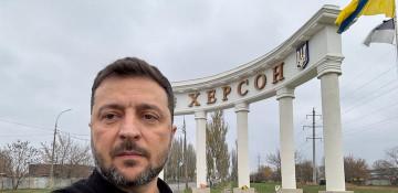 Zelensky visits bombarded frontline city of Kherson