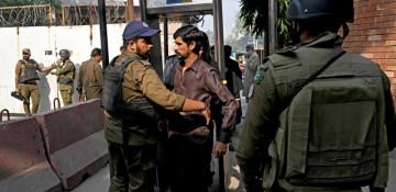 Pakistan tightens Islamabad security following suicide bombing