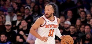 Jalen Brunson exits early with ankle injury as Knicks fall to Magic -  VIDEO 