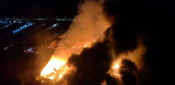 Massive explosion rocks industrial park near Buenos Aires -  VIDEO 