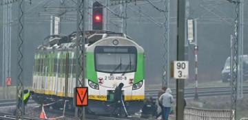 Two Ukrainians working for Russia behind rail sabotage, Polish PM says 