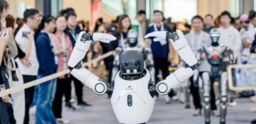Chinese robot walks 66 miles in 3 days, sets record