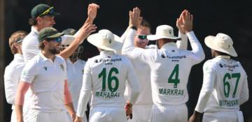 India struggles at 90-5 as South Africa eye 2-0 Test sweep