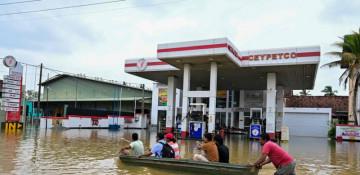 Sri Lanka declares emergency as cyclone kills 132