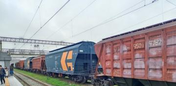 Another Kazakh grain shipment to Armenia arrives in Azerbaijan 