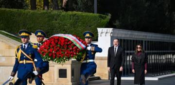 President Aliyev, First Lady pay tribute to martyrs on Victory Day