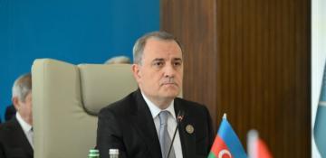 Azerbaijani foreign minister begins official visit to Algeria