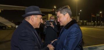 Armenian PM arrives in Astana for official visit