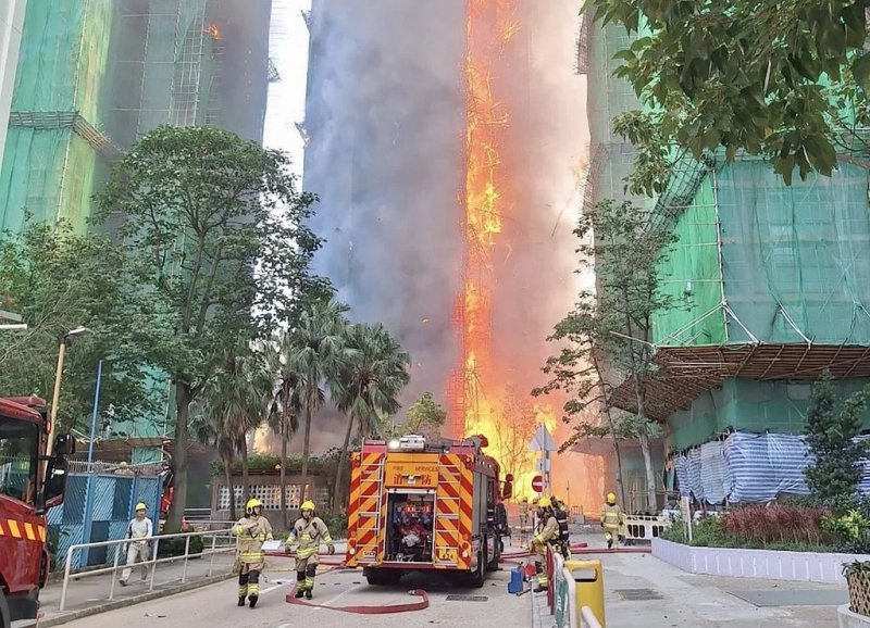 Fire engulfs residential building in Hong Kong 