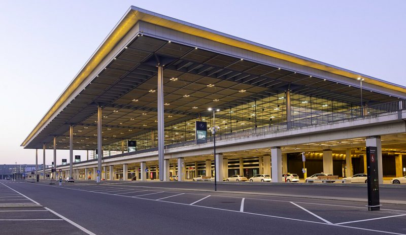 Berlin airport pauses flights after suspicious drone sighting