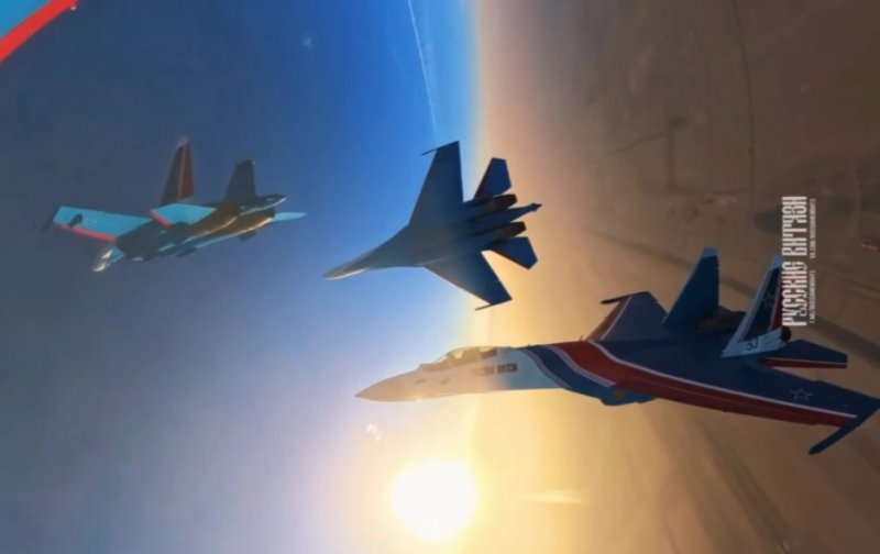 Russian aerobatic team honour Indian pilot with ‘Missing Man’ tribute after Tejas crash at Dubai Air Show -  VIDEO  