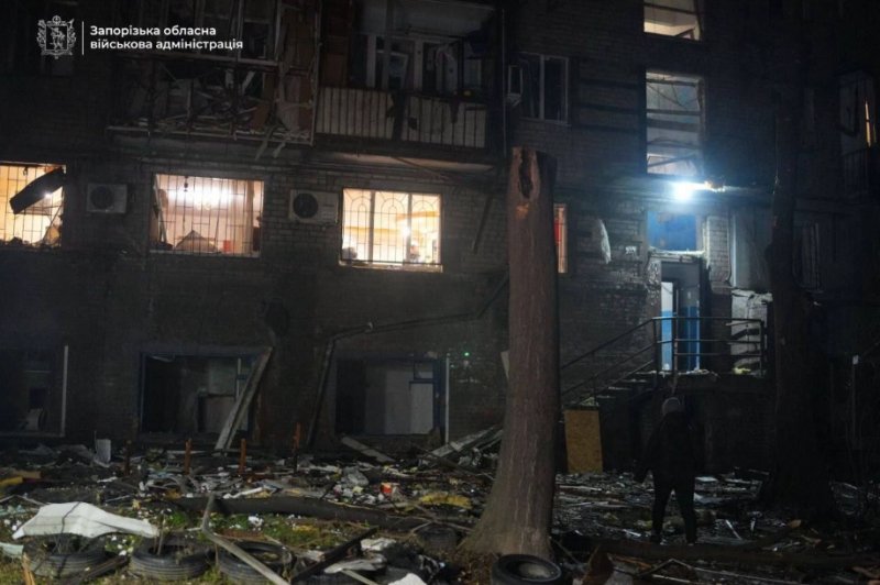 Russian strikes injure 19 in Zaporizhzhia, damage dozens of buildings 
