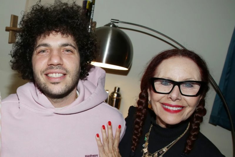 LAPD searches for suspects in burglary at home linked to Benny Blanco’s mother 