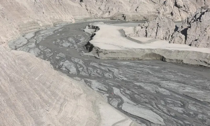 News about -  Has a decision been made to evacuate Tehran? 