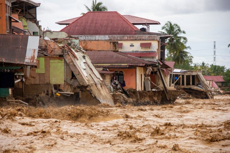 Indonesia floods death toll rises to 502
