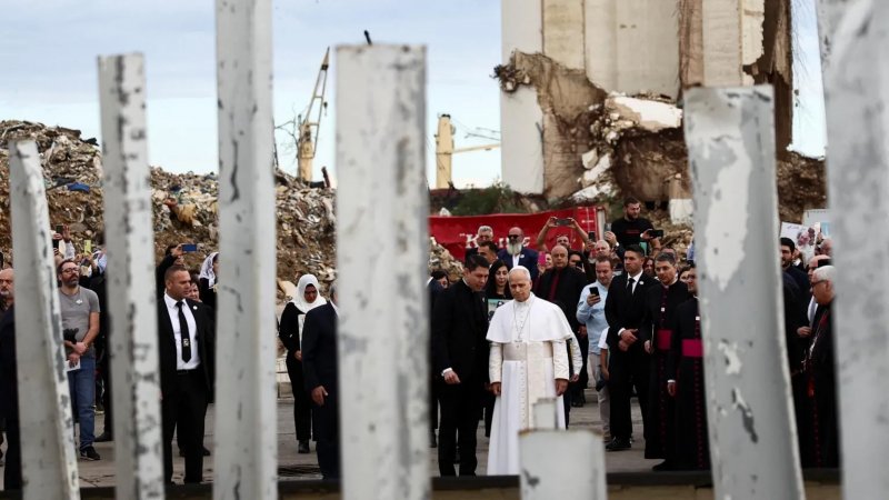 Pope prays at Beirut blast site on last day of Lebanon trip