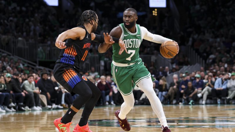 Celtics rally to beat Knicks, Brown scores 42