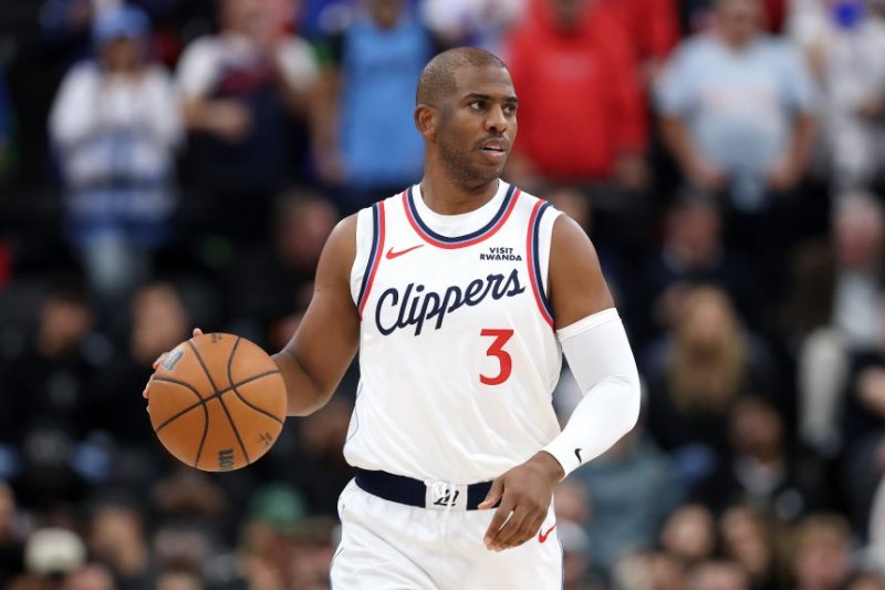 Clippers part ways with Chris Paul in final season