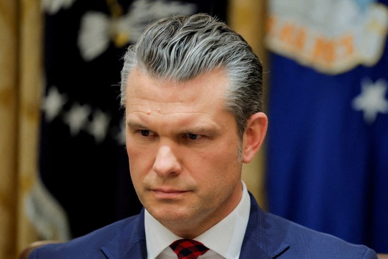 Pentagon faults Hegseth over Yemen signal messages 