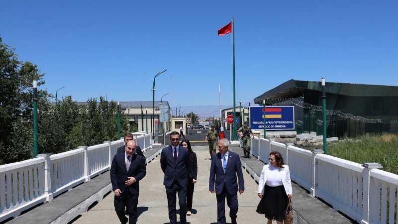 News about -  Armenia-Türkiye: Border talks raise hopes but timeline for reopening uncertain 