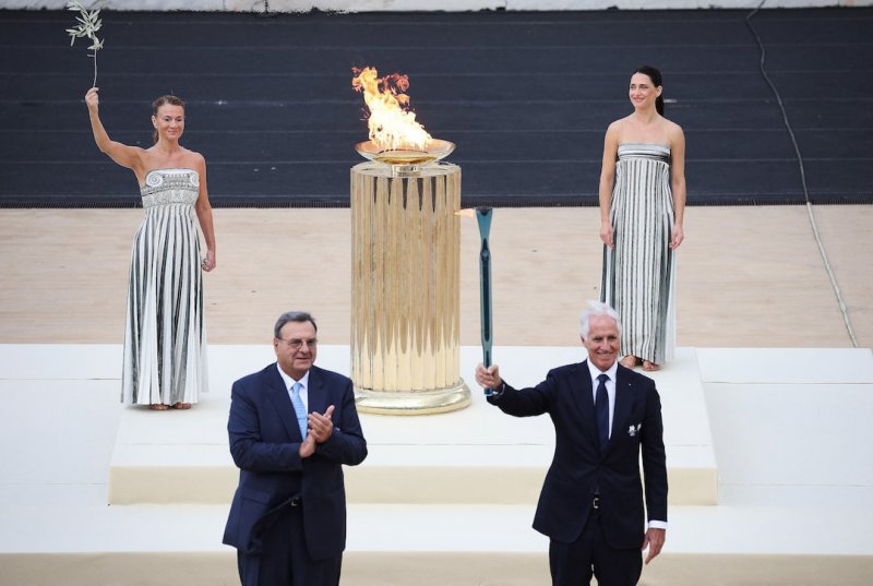 Italy welcomes Olympic flame ahead of Winter Games