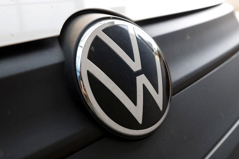 EU reviews tariffs on Volkswagen’s China-made EVs 