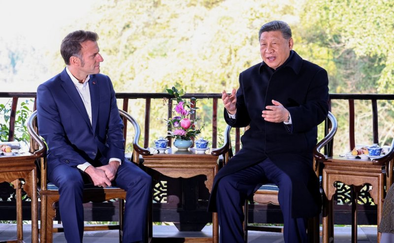 Xi hosts Macron in China, few deals materialize 