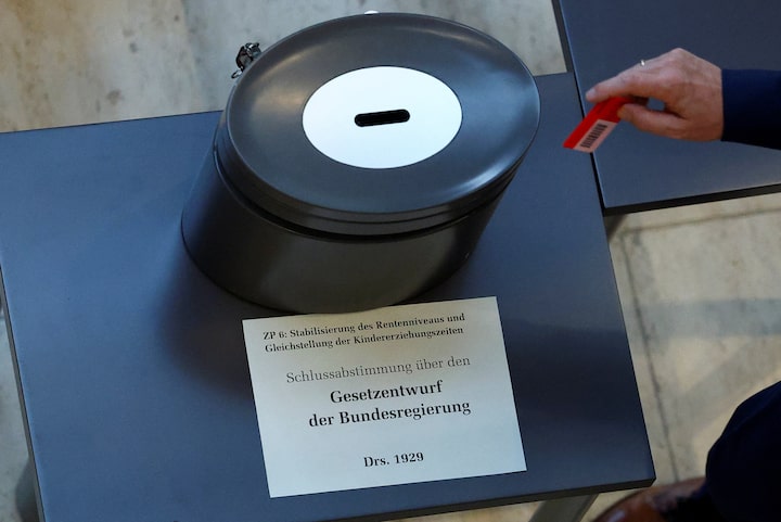 Key points of Germany’s new pension reform bill 