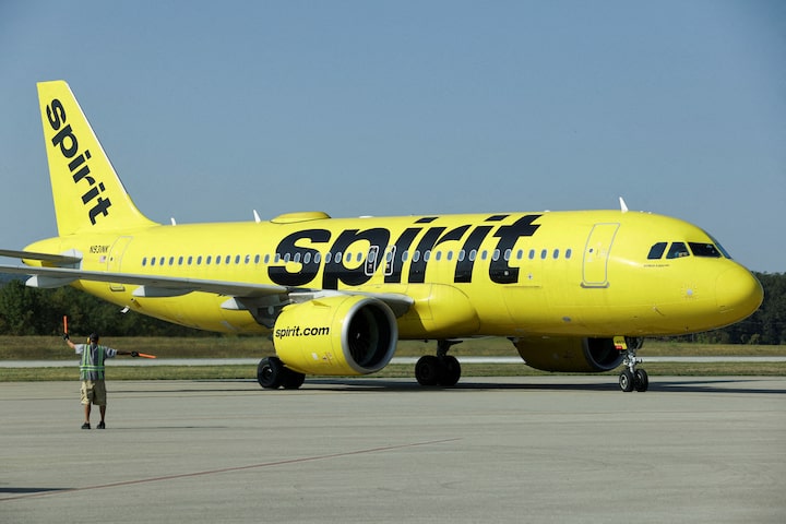 Spirit Airlines drops plan to furlough 365 pilots 