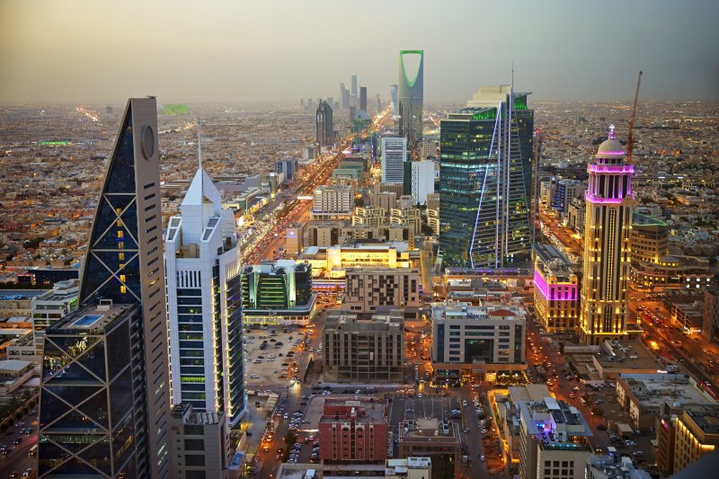 Saudi economy expands 4.8% in Q3 2025
