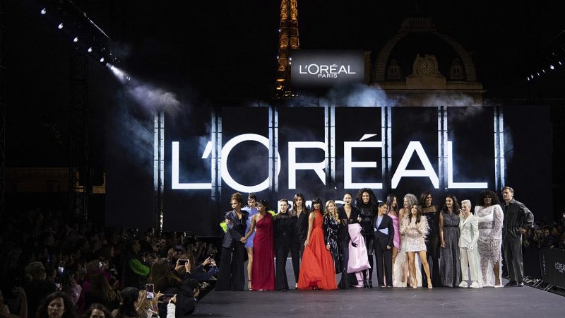Why is L’Oréal increasing its stake now?