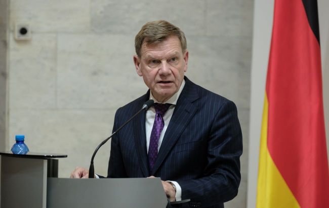 German FM urges China to support peace in Ukraine 